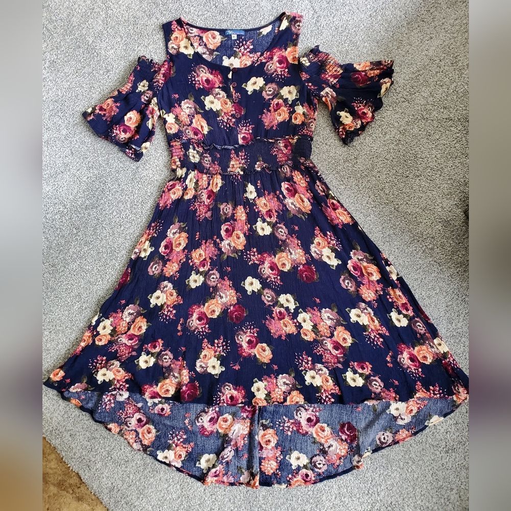 TM by Truly Me High/Low Cold Shoulder Gauze Dress XL Navy and Pinks